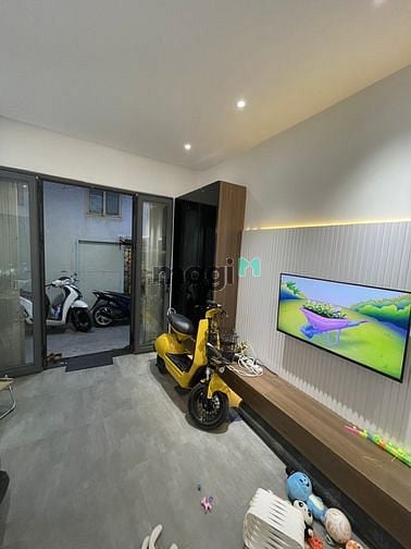 Hình ảnh Bán nhà huỳnh tấn phát 30m2 giá 3.3 tỷ