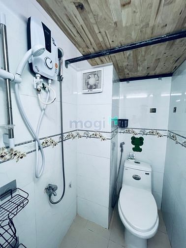 Hình ảnh 🏡CHDV phòng trệt thoáng ngay ngã tư bốn xã