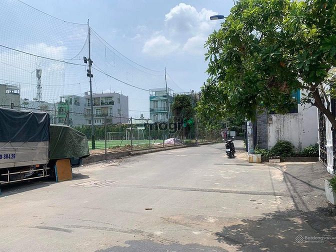 Hình ảnh Mở Bán đất MT Trịnh Hoài Đức Q9 sổ sẵn giá mềm 80m2.