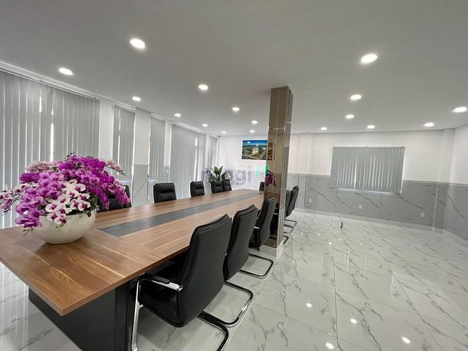Hình ảnh Cho thuê nhà mới 8A Đặng Văn Ngữ - Đã trang bị full máy lạnh, camera