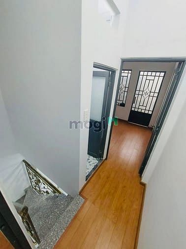 Hình ảnh Bán gấp nhà trần xuân soạn 2.8 tỷ