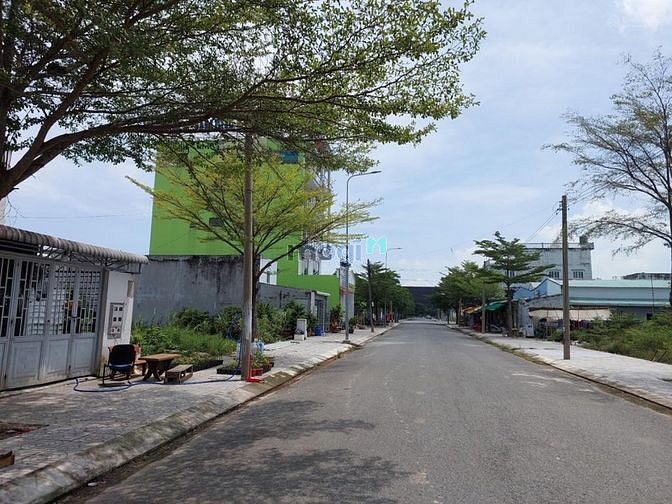 Hình ảnh Thanh Lý Gấp 12 Nền Đất KDC Tên Lửa 2 Liền Kề KCN Pouyuen Có Sổ Hồng