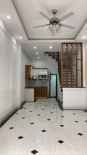 Hình ảnh Bán nhà Phan Đình Giót 40m2, 5T, mt4m, SIÊU NGON