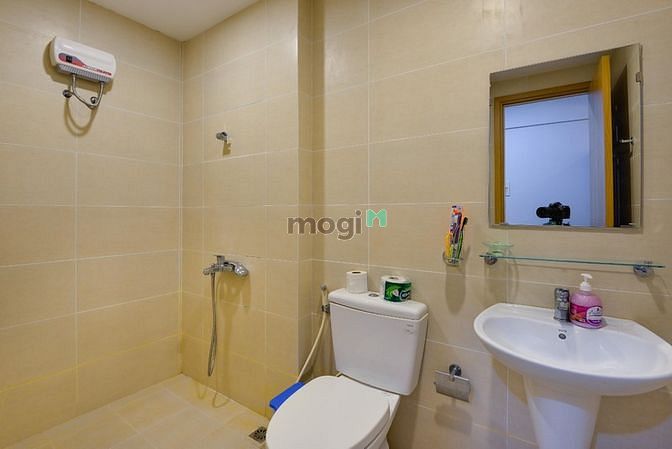 Hình ảnh Quận 10 cho thuê căn Full nội thất đủ máy giặt 14 Triệu Cc Charmington