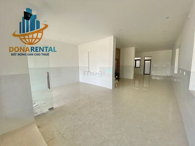 Hình ảnh Cho thuê mặt bằng 8m đường Dương Tử Giang gần vincom