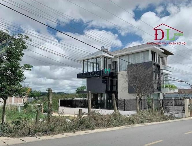 Hình ảnh Bán đất 3 mặt tiền Vạn Hạnh phường 8 Đà Lạt thích hợp nghỉ dưỡng