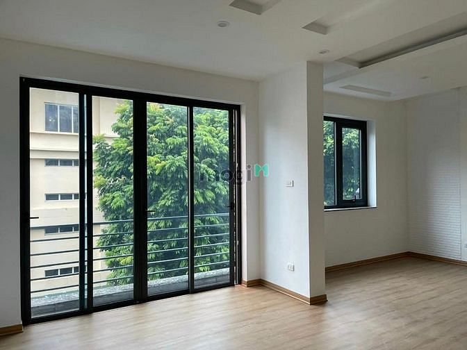 Hình ảnh (#6) toà nhà thang máy - phố vip - kd đỉnh - 2 mặt thoáng - vỉa hè