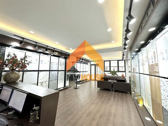Hình ảnh TOÀ NHÀ  đẹp bung nóc ngay trung tâm AN PHÚ - Ú OÀ bất ngờ chưa ạ @@