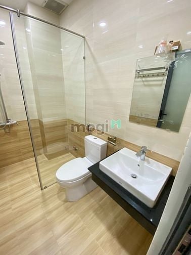 Hình ảnh Bán Nhà Mới 100% Full Nội Thất,Có Sẵn Thang Máy Phan Văn Trị P11 BT