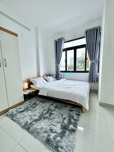 Hình ảnh Phòng BAN CÔNG - cửa sổ lớn - FULL NỘI THẤT - Quang Trung
