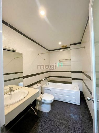 Hình ảnh Studio full nội thất bancon gần chợ Tân Mỹ Crescent mall ĐH TDTU RMIT