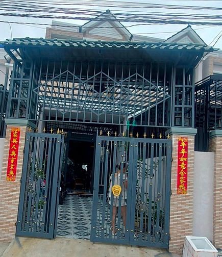 Hình ảnh Cần bán gấp nhà để về quê chăm ba mẹ già mặt tiền đường sổ riêng