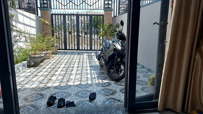 Hình ảnh Cần bán gấp nhà để về quê chăm ba mẹ già mặt tiền đường sổ riêng