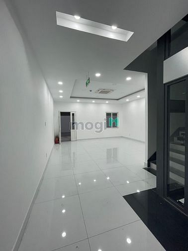 Hình ảnh Mặt bằng Shophouse SALA 400m2 hoàn thiện có thang máy chỉ 4500$