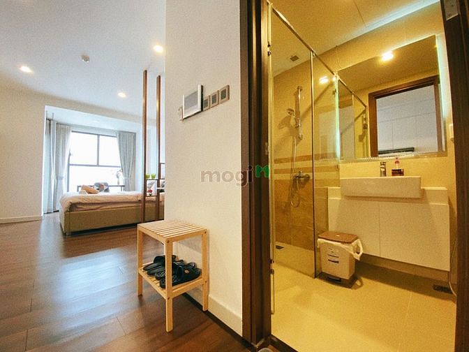 Hình ảnh Cho thuê ngắn ngày airbnb studio Saigon Royal Q4 giá 850k/ngày