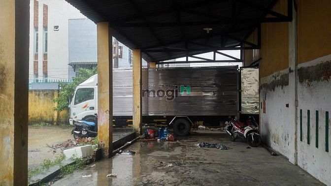 Hình ảnh Xưởng mặt tiền đường, 186 Mễ Cốc, quận 8 - 2500m2