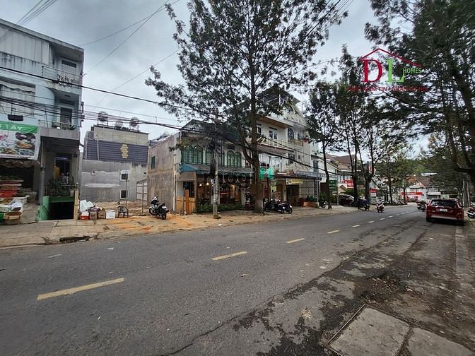 Hình ảnh Bán đất mặt tiền Yersin phường 10 Đà Lạt tiện kinh doanh đa dạng