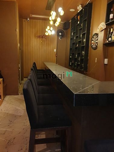 Hình ảnh Cho thuê nhà ưu tiên làm bar quận 1