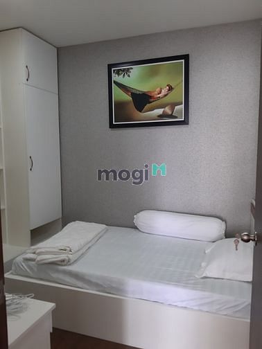 Hình ảnh Cho thuê căn 2PN Saigon Royal Quận 4 full nội thất giá 18 triệu/tháng