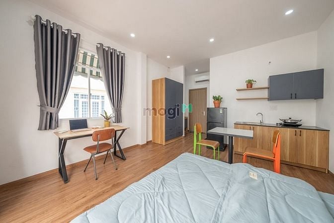 Hình ảnh Studio cực đẹp bancol lớn gần ngã tư Phú Nhuận