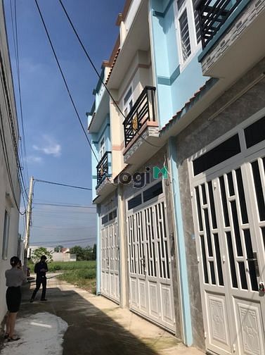 Hình ảnh Bán gấp căn nhà 4x9 mới xây ngay chợ