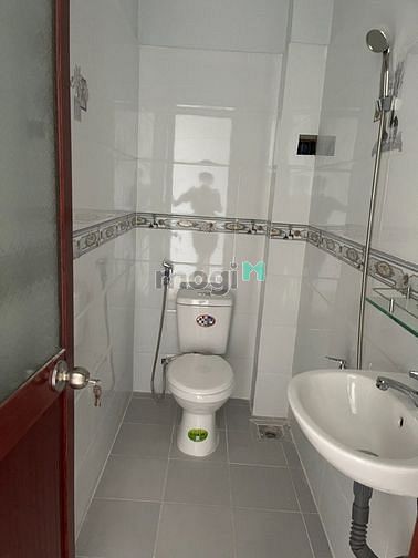 Hình ảnh Bán gấp căn nhà 4x9 mới xây ngay chợ