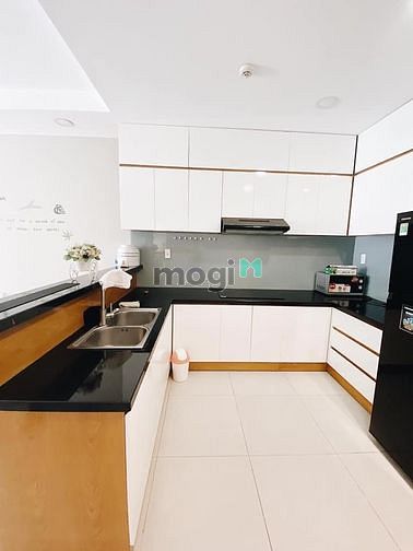 Hình ảnh Cho thuê 2pn 2wc 92m2 Gold View Q4 full nội thất đẹp giá 17.5 tr/tháng