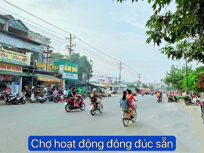 Hình ảnh Bán Đất khu hành chính Dĩ An ngang chợ lớn giá từ 2tỷ3 Sang Sổ Đỏ