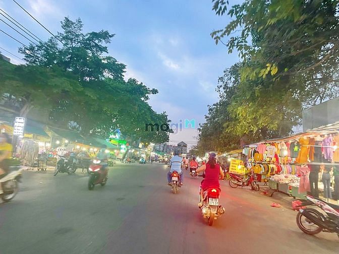 Hình ảnh Bán Đất khu hành chính Dĩ An ngang chợ lớn giá từ 2tỷ3 Sang Sổ Đỏ