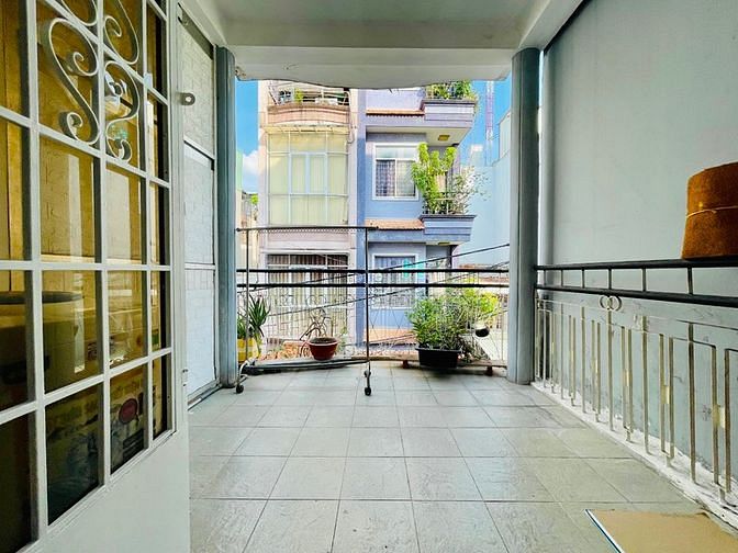 Hình ảnh Cho Thuê Căn Hộ 1PN Quận 3 - Máy Giặc Riêng - Ban Công - Rộng 40m2