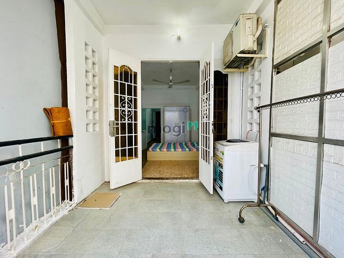 Hình ảnh Cho Thuê Căn Hộ 1PN Quận 3 - Máy Giặc Riêng - Ban Công - Rộng 40m2