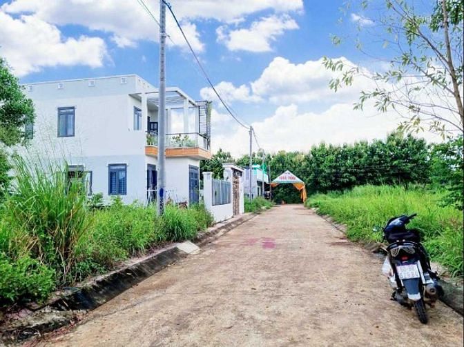 Hình ảnh Đất mặt tiền đẹp ở Tây Hòa Trảng Bom Đồng Nai