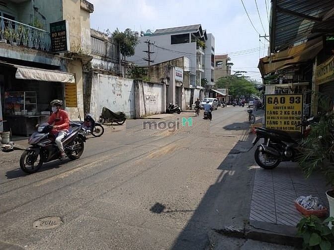 Hình ảnh Cho thuê nhà 100 Bình Thới, P14, Q11. DT: 4x16m, 3 tầng, 4PN. 17 triệu
