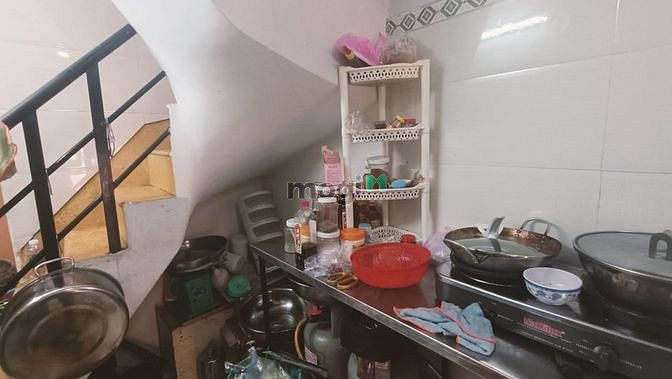 Hình ảnh Bán căn nhà đường đoàn Văn bơ, Q4 DT 27m2, 4 tàng  sân thượng, x BTCT.