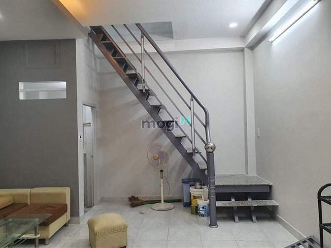 Hình ảnh Nhà Tân Bình 1 trệt 2 lầu 1pn .