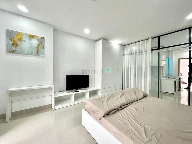 Hình ảnh Căn Hộ Mới Xây - Full Nội Thất - Cửa Sổ Thoáng - Vincom Phan Văn Trị
