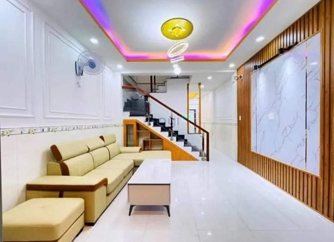 Hình ảnh Nhà Bà Huyện Thanh Quan Q3, 72m2, 2 tầng, giá 1tỷ853 2PN2WC đã có sổ
