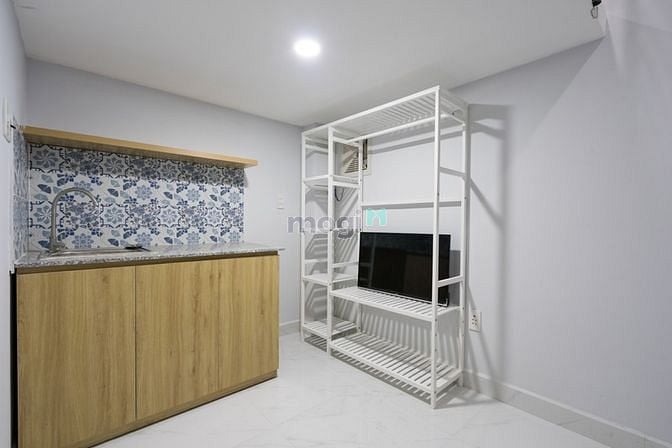 Hình ảnh Phòng 2m2-4,7tr, gác lửng, cửa sổ, full nội thất ngay Bến Xe Miền Đông