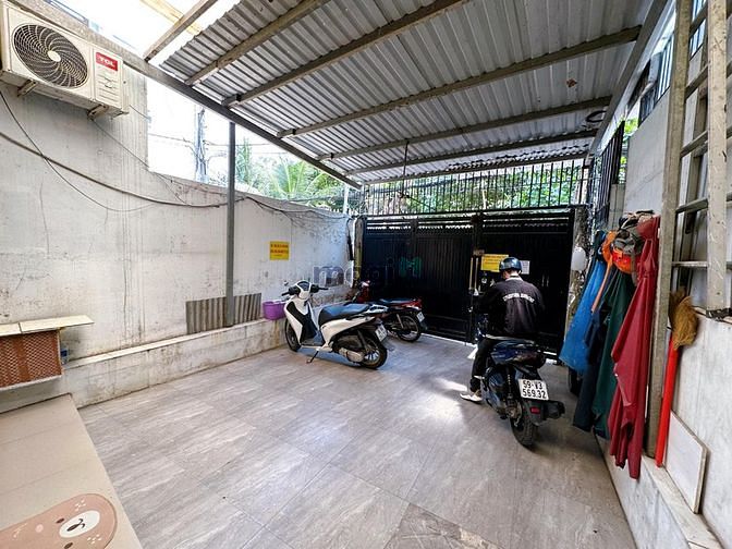 Hình ảnh Phòng trọ mới, có bancon gần ĐH Văn Lang, Phan Văn Trị, Free Xe