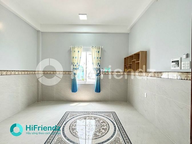 Hình ảnh Gần Đầm Sen, Đại Học Văn Hiến - Hỗ Trợ Cọc