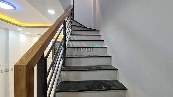 Hình ảnh Tân Phú Xe Hơi Đỗ Cửa- 2PN- Chỉ Nhỉnh 3T