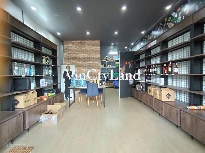 Hình ảnh Cho tHuê MP Đường Láng, Đống Đa, mặt tiền hơn 5m