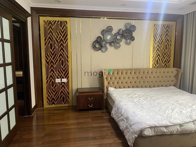 Hình ảnh Cho thuê biệt thự Vinhomes Bason số 2 Tôn Đức Thắng, P.Bến Nghé Q1