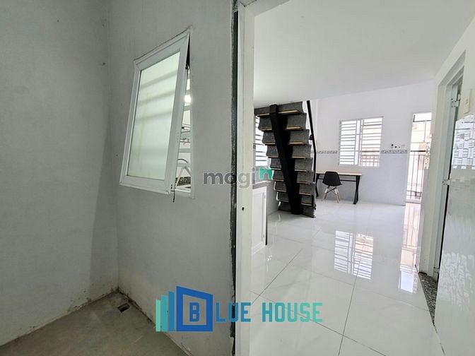 Hình ảnh Căn Hộ Full Nội Thất Ban Công Cửa Sổ Etown Cộng Hòa