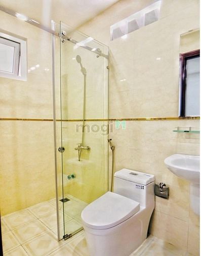 Hình ảnh CHDV FULL Nội Thất_ 1 Phòng Ngủ + 1 Phòng Khách_ Cách sân bay chỉ 500M