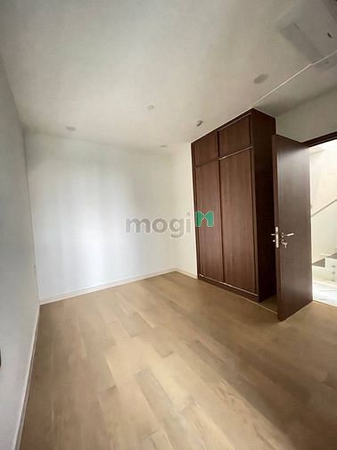 Hình ảnh 𝐌𝐄𝐓𝐑𝐎𝐏𝐋𝐄 layout 2PN - 1WC - 95m2 cùng sân thượng 85m2
