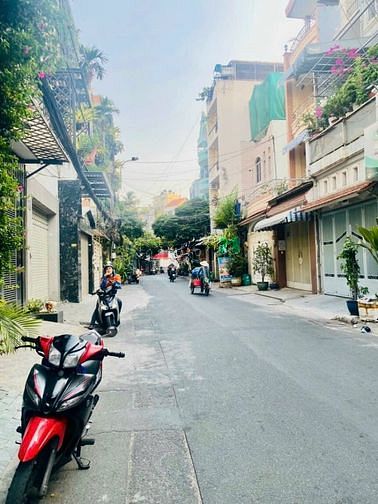 Hình ảnh Bán nhà hẻm 8m Cộng Hoà, P4, Tân Bình