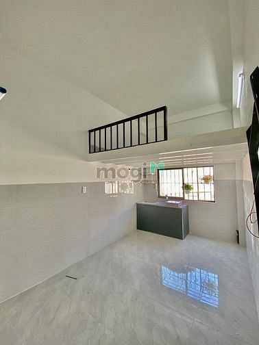 Hình ảnh Duplex gác lửng full nội thất_cửa sổ to thoáng_gần Học viện cán bộ