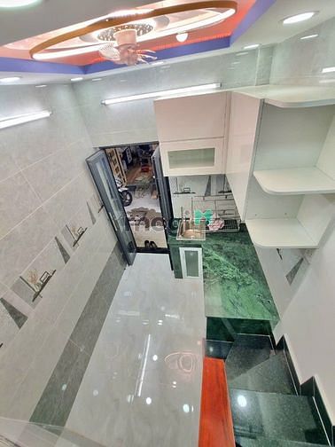 Hình ảnh Bán nhà quận 4 gần Cầu Calmette