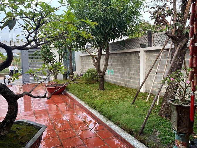 Hình ảnh Cần bán căn nhà vườn 220m2 và miếng đất gần bên, gần sông Vĩnh Bình